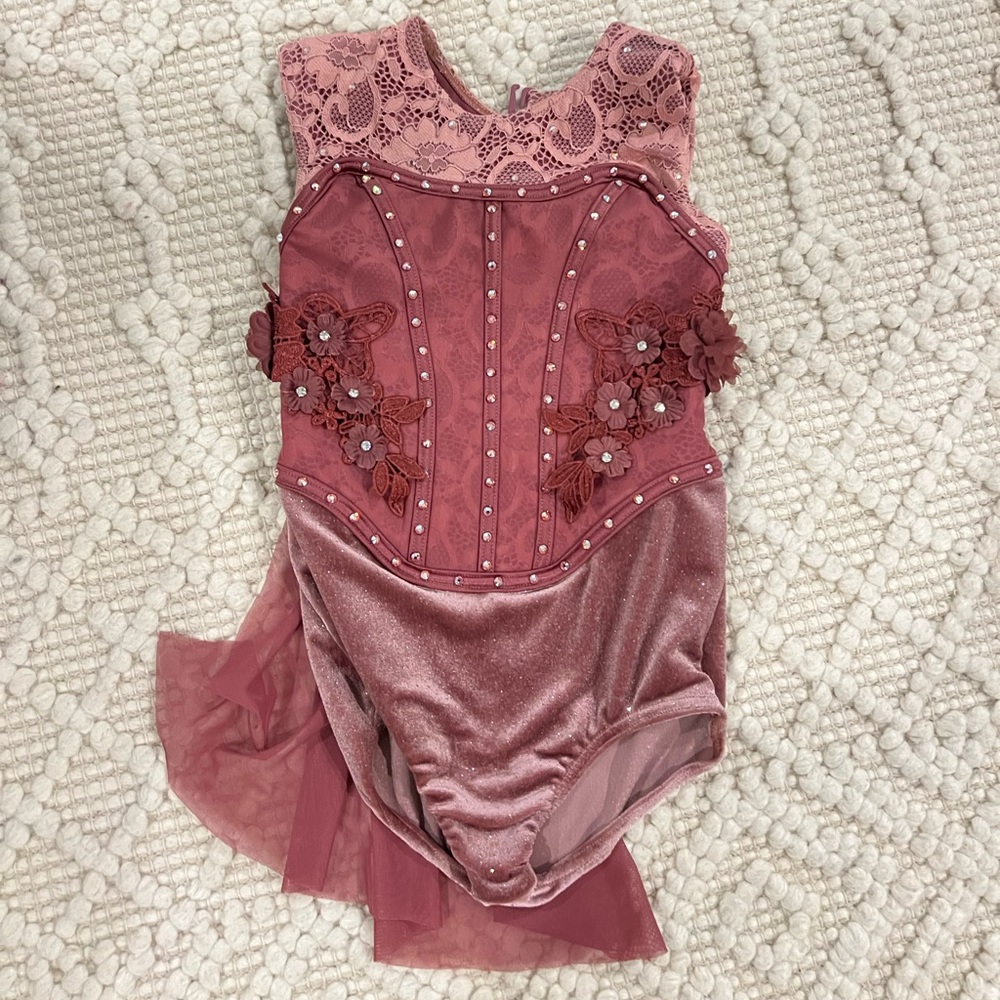 Gorgeous girls lyrical dance solo costume